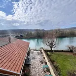 Appartement Comptoir Sault-Brenaz