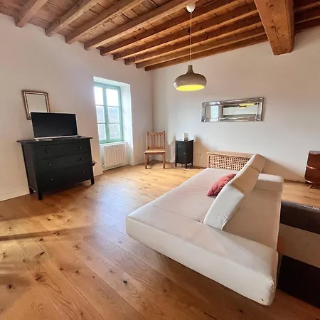 Comptoir Apartamento Sault-Brenaz
